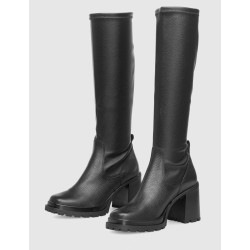 BOTA KAMOME KAELA NEGRO