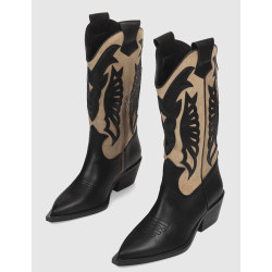 BOTA KAMOME ENOLA NEGRO
