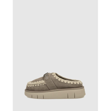 ZUECO MOU BOUNCE CLOG METAL LOGO GRIS