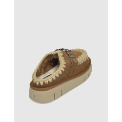 ZUECO MOU BOUNCE CLOG METAL LOGO CUERO