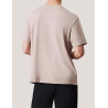 CAMISETA CALVIN KLEIN TEXTURED MONOLOGO TEE TAUPE