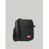 BANDOLERA TOMMY HILFIGER TJM DAILY ELEVATED REPORTER NEGRO