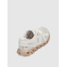 ZAPATILLA ON RUNNING CLOUD 5 BEIG