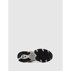 ZAPATILLA NEW BALANCE MR530 BEIG/MARRÓN