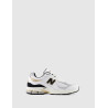 ZAPATILLA NEW BALANCE M2002R BLANCO/ORO