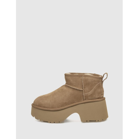 BOTÍN UGG CASSIC ULTRA MINI NEW CUERO