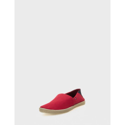 EASY SUMMER SLIP ON