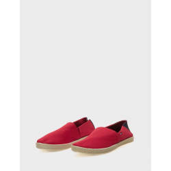 EASY SUMMER SLIP ON