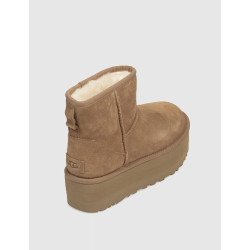 BOTÍN UGG CLASSIC MINI  PLATFORM  CUERO