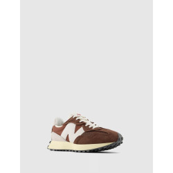ZAPATILLA NEW BALANCE U327 BLANCO/MARRÓN