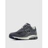 ZAPATILLA NEW BALANCE M2002R GRIS
