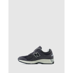 ZAPATILLA NEW BALANCE M2002R GRIS