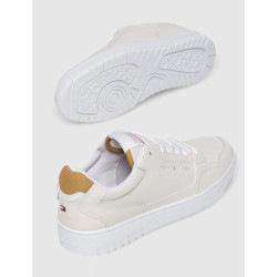 ZAPATILLA TOMMY HILFIGER TH BASKET CORE LEATHER BEIG