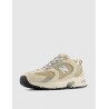 ZAPATILLA NEW BALANCE MR530 BEIG/MARRÓN