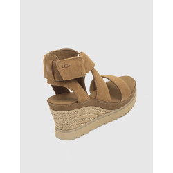 SANDALIA UGG ILEANA ANKLE CUERO