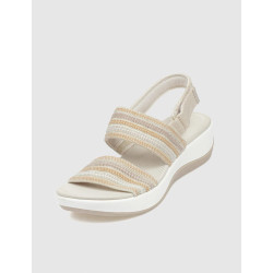 SANDALIA CLARKS ARLA STROLL BEIG