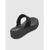 SANDALIA DE DEDO CLARKS DRIFT WAY NEGRO