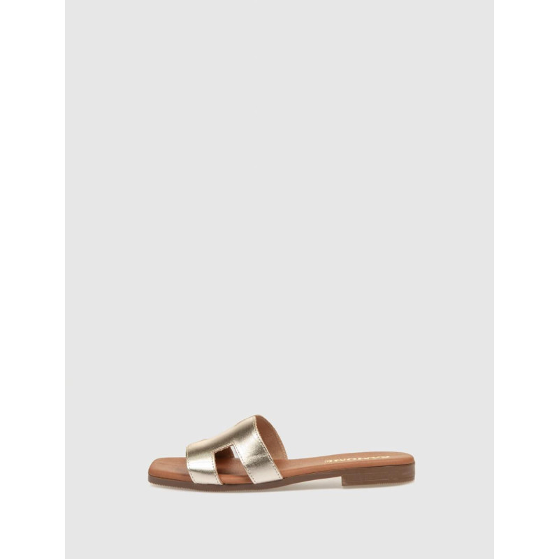 SANDALIA KAMOME ALAIA PLATINO