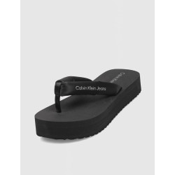 SANDALIA DE DEDO CALVIN KLEIN BEACH SANDAL FLATFORM PADDED NY NEGRO