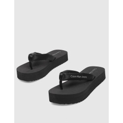 SANDALIA DE DEDO CALVIN KLEIN BEACH SANDAL FLATFORM PADDED NY NEGRO