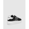 ZAPATILLA KARL LAGERFED KAPRI METAL MAISON L0 NEGRO