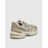 ZAPATILLA ASICS GEL 1130 ORO