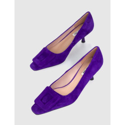 SALÓN BIBI LOU STUTTGART MORADO