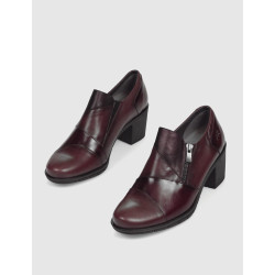 ZAPATO FLUCHOS F1802 BURDEOS