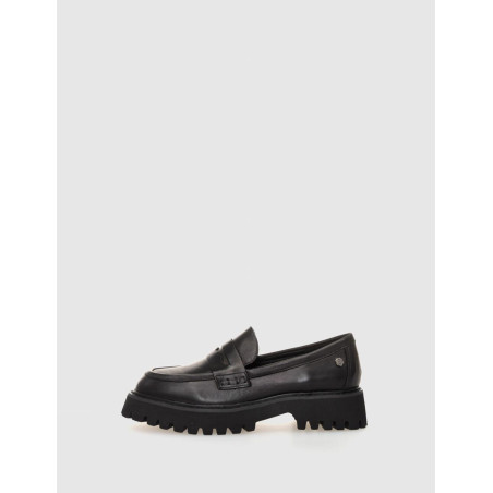 MOCASÍN CARMELA 161068 NEGRO