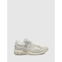 ZAPATILLA NEW BALANCE M2002R GRIS/BEIG