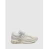 ZAPATILLA NEW BALANCE M2002R GRIS/BEIG