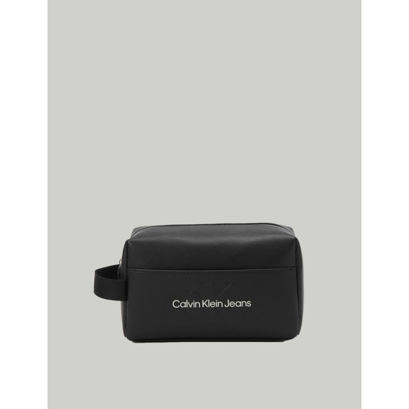 NECESER CALVIN KLEIN SCULPTED BEAUTY CASE MONO NEGRO